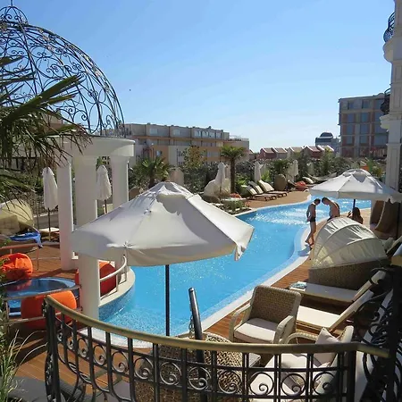 Harmony Suites 10 Apartament *
